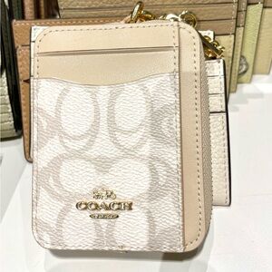 NWT Coach Zip Card Case In Sketch Signature Canvas CBL78, Gold/Ivory